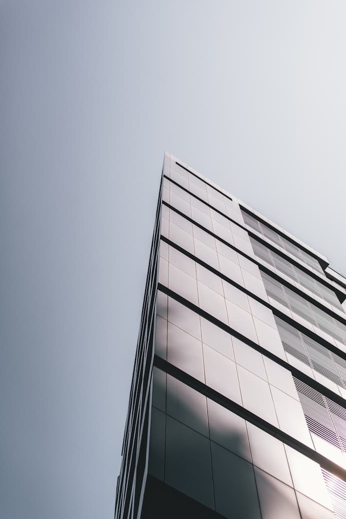 هذا المكان مخصص لكتابة عنوان